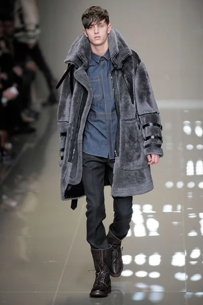 Look 44